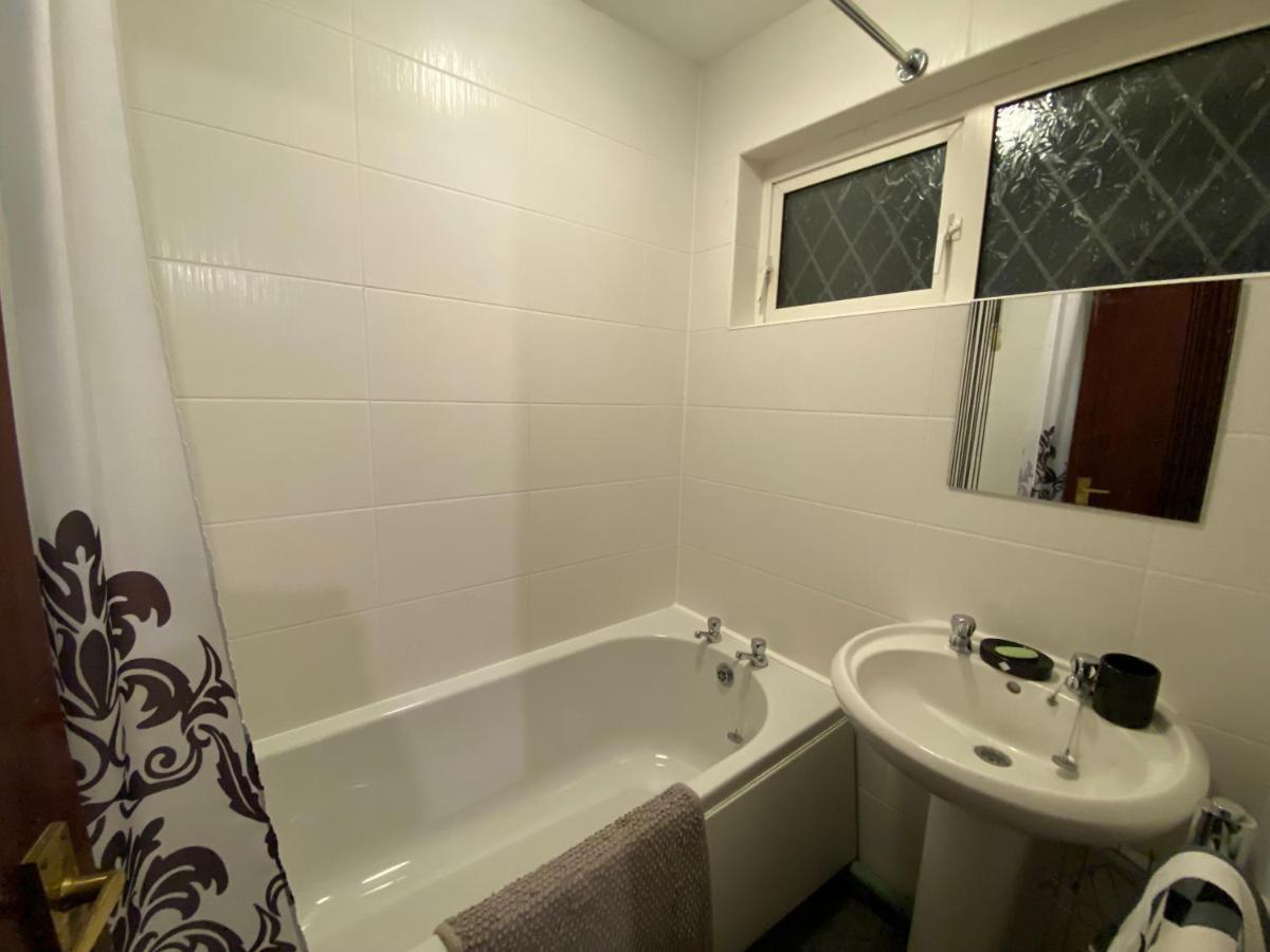 Serene 4Br In Harborne Close To Qe Hospital, Harborne Centre Birmingham Eksteriør bilde